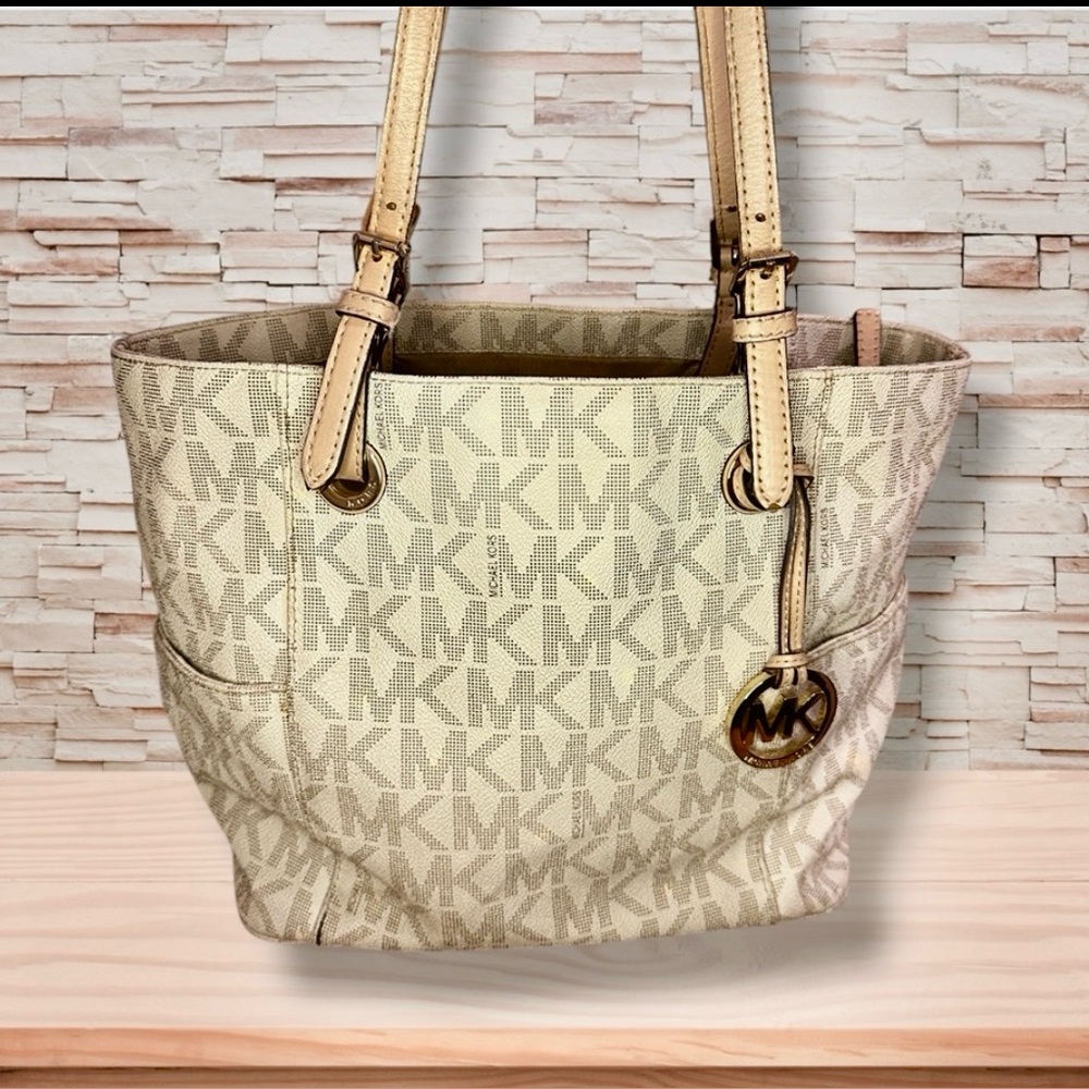 Michael Kors Cream and Tan Tote Bag EUC